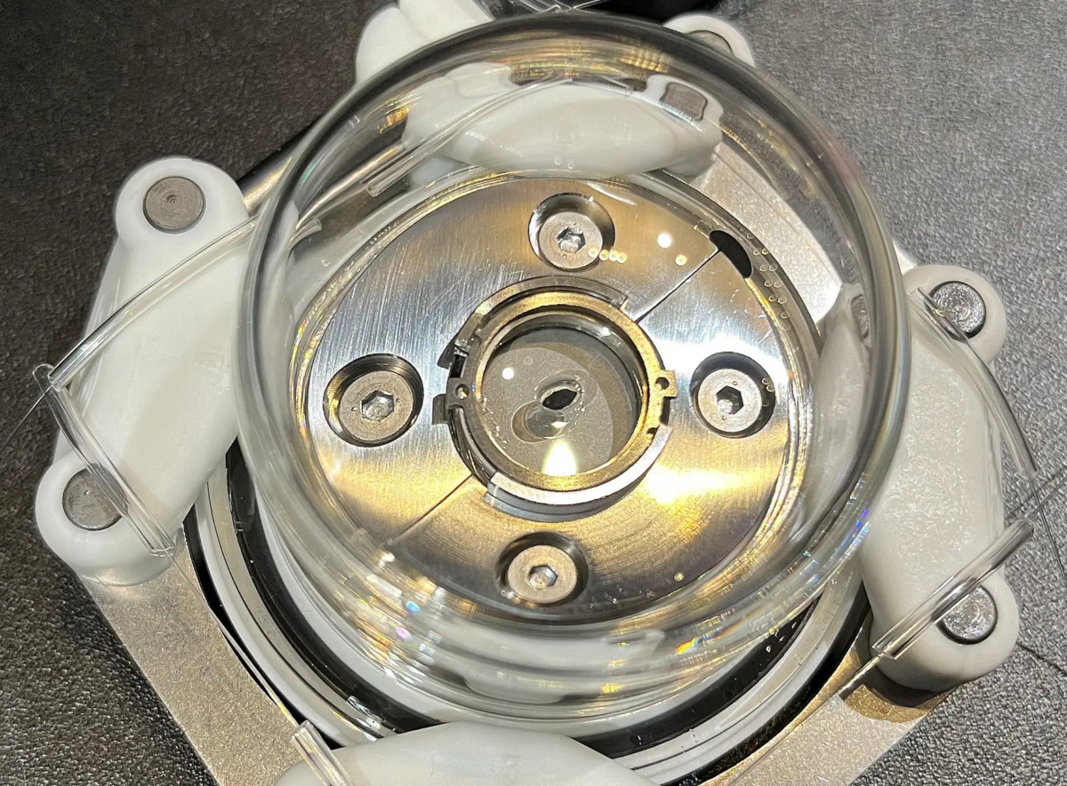 3つの小惑星サンプルが世界初同時公開|企画展「小惑星からのサンプルリターン」2024年12月17日(火)~2025年1月13日(月・祝)国立